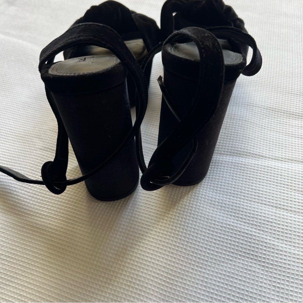 ASOS Natia Knotted Velvet Platform Heels - Picture 3 of 4